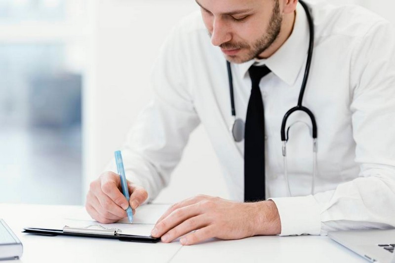 رشته های مجاز برای کنکور ارشد مدیریت خدمات بهداشتی درمانی - لیست کامل مدارک مورد پذیرش مدیریت خدمات بهداشتی درمانی
